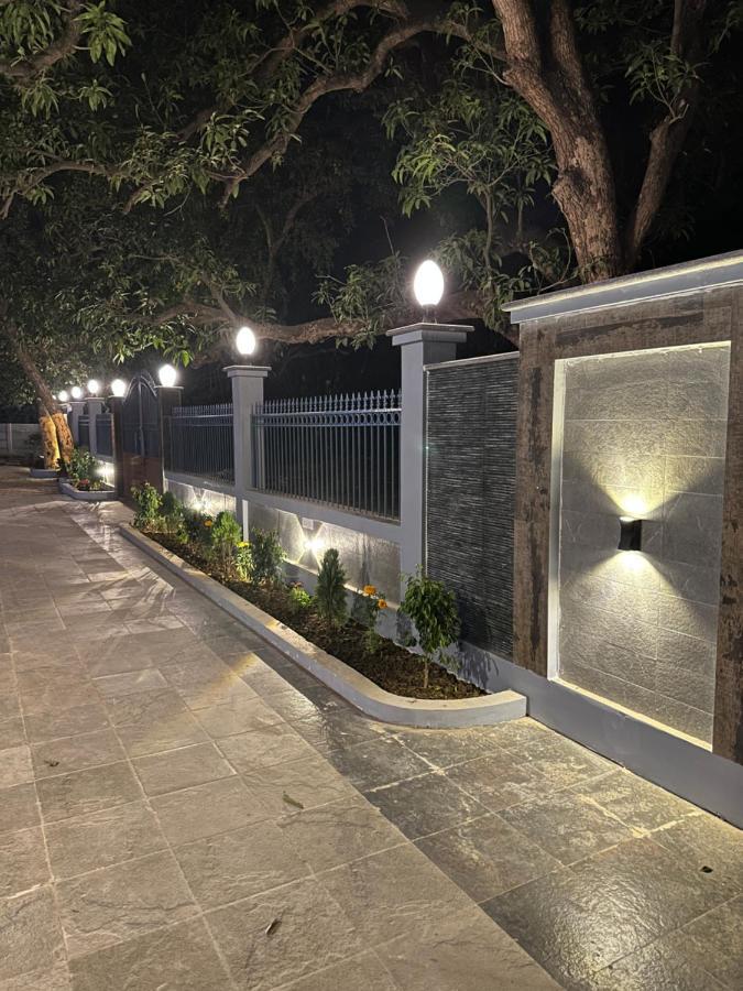 Kaashi Flora Villa Varanasi Exterior photo