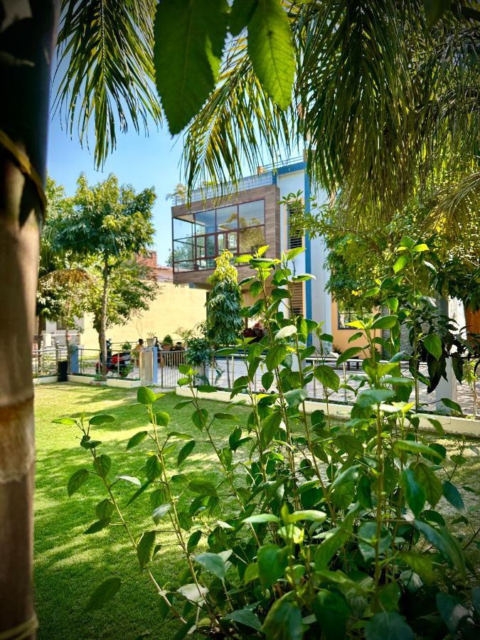 Kaashi Flora Villa Varanasi Exterior photo