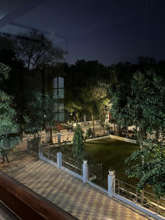 Kaashi Flora Villa Varanasi Exterior photo