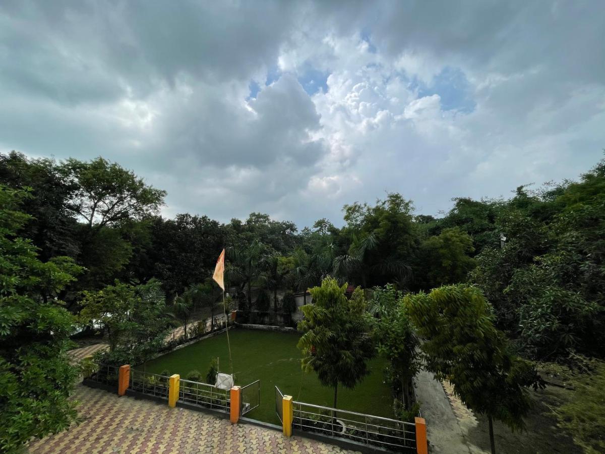 Kaashi Flora Villa Varanasi Exterior photo